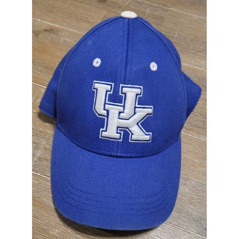 Kentucky Wildcats Youth Hat Top Of The World  Cap Flex Fit Size 6 1/2 To 6 7/8